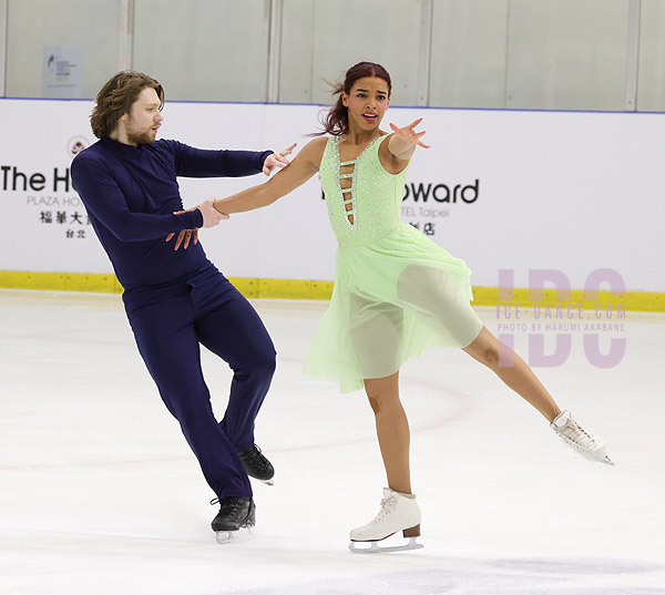 Hilda Taylor & Nolen Hickey (FIN)