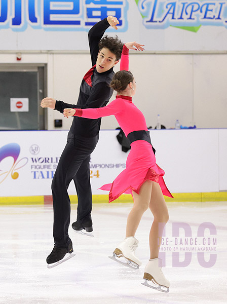 Darya Grimm & Michail Savitskiy (GER)
