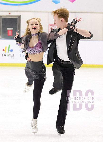 Kristina Dobroserdova & Alessandro Pellegrini (ARM)
