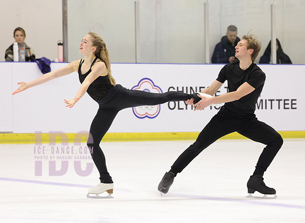 Leah Neset & Artem Markelov (USA)