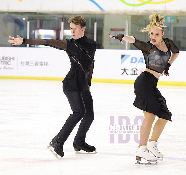Eliska Zakova & Filip Mencl (CZE)