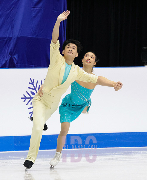Chloe Nguyen & Brendan Giang (CAN)