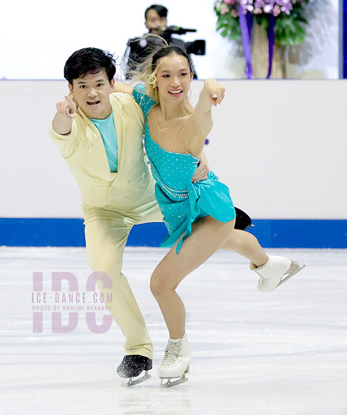 Chloe Nguyen & Brendan Giang (CAN)