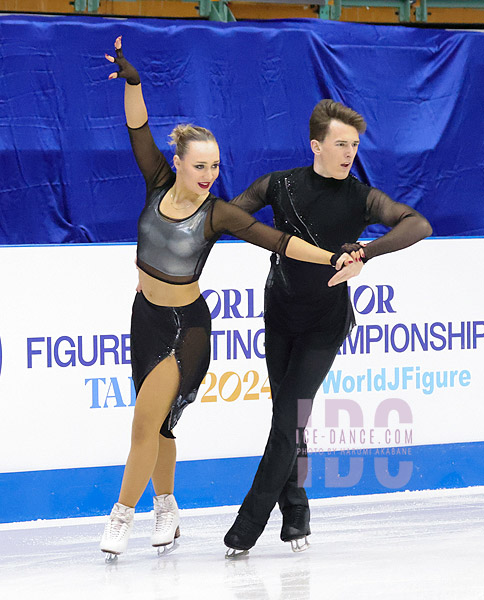 Eliska Zakova & Filip Mencl (CZE)