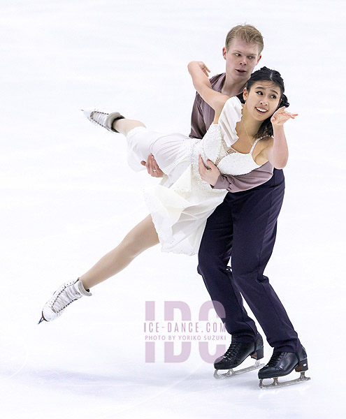 Charlotte Chung & Axel Mackenzie (SWE)