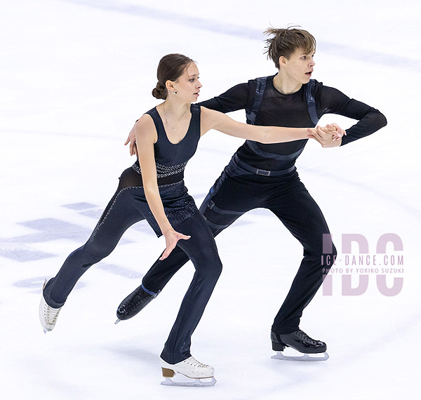 Ksenia Sipunova & Miron Korjagin (EST)