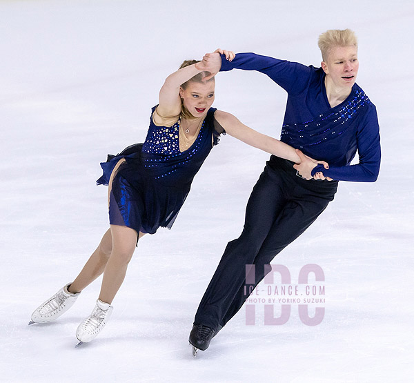 Enna Kesti & Oskari Liedenpohja (FIN)