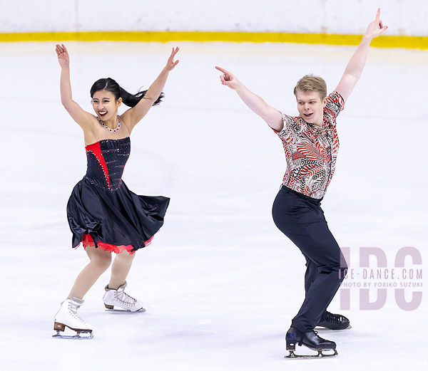 Charlotte Chung & Axel Mackenzie (SWE)