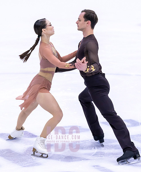 Gaukhar Nauryzova & Boyisangur Datiev (KAZ)