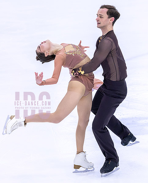 Gaukhar Nauryzova & Boyisangur Datiev (KAZ)