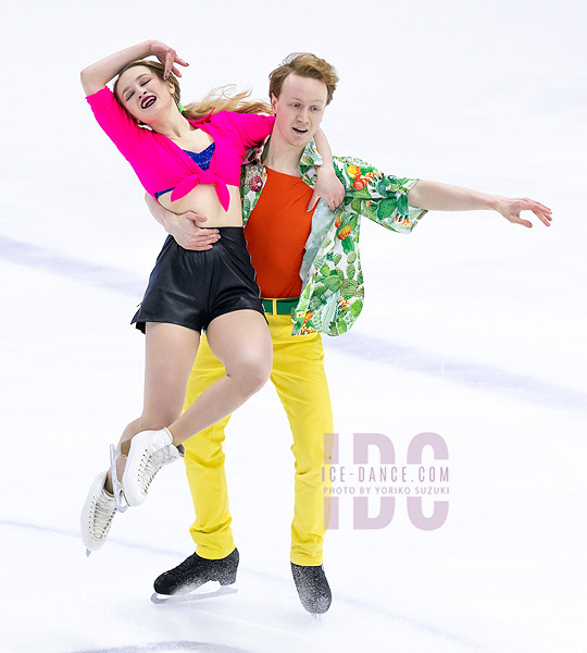 Kristina Dobroserdova & Alessandro Pellegrini (ARM)