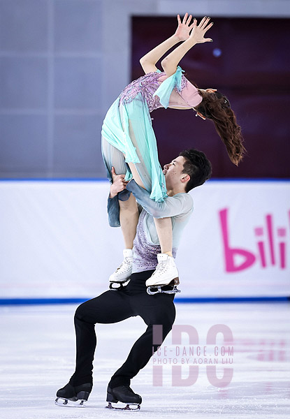 Zixi Xiao & Linghao He