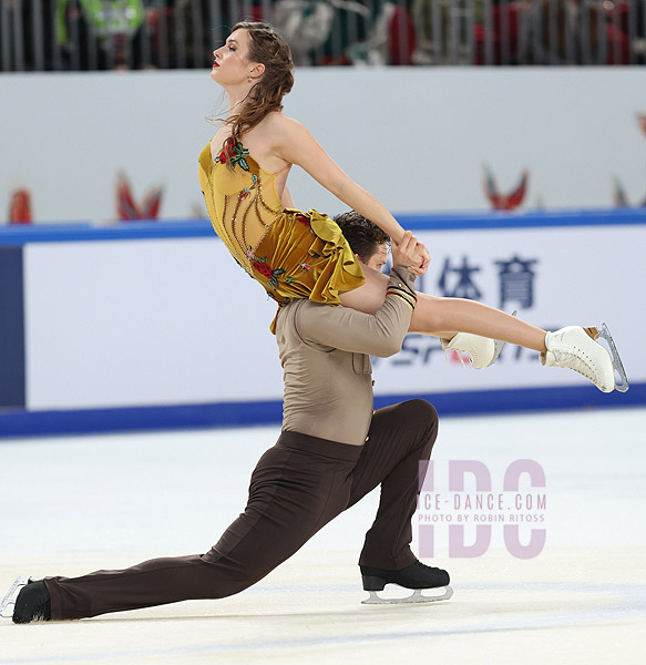 Christina Carreira & Anthony Ponomarenko (USA)