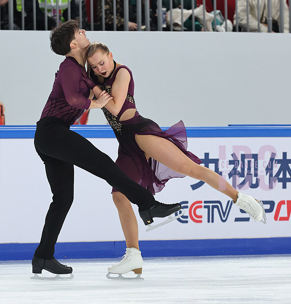 Loicia Demougeot & Theo Le Mercier (FRA)