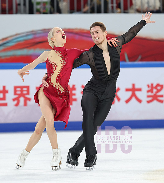 Juulia Turkkila & Matthias Versluis (FIN)