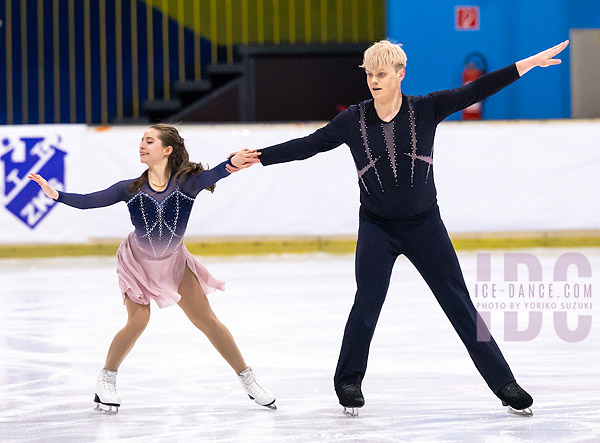Gabriela Palomeque & Tanner White (ECU)