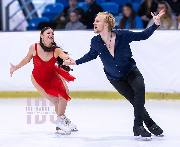 Zoe Larson & Andrii Kapran (UKR)