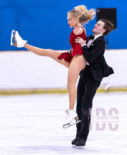 Phebe Bekker & James Hernandez (GBR)