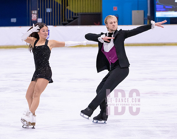 Zoe Larson & Andrii Kapran (UKR)
