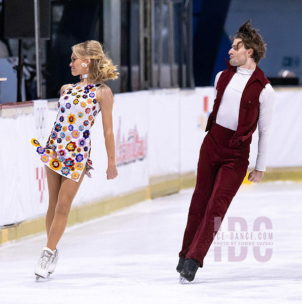 Phebe Bekker & James Hernandez (GBR)