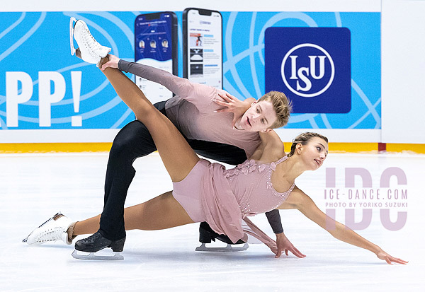 Myroslava Tkachenko & Riccardo Pesca (UKR)