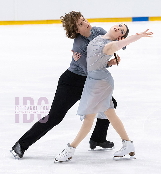 Yahli Pedersen & Benjamin Starr (USA)