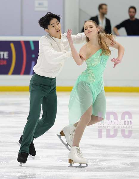 Madelaine Ann Breau & Namu Lee (KOR)