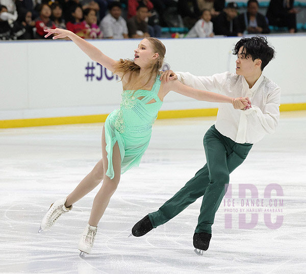 Madelaine Ann Breau & Namu Lee (KOR)