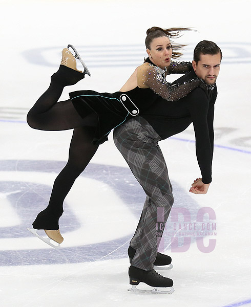 Marie-Jade Lauriault & Romain Le Gac (CAN)