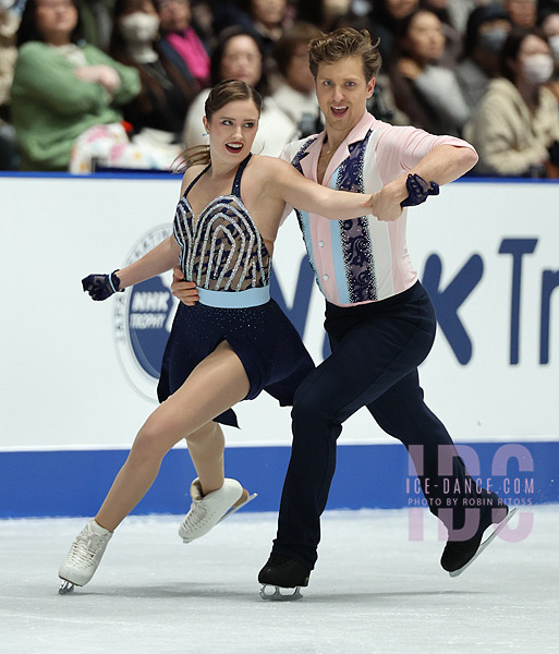Christina Carreira & Anthony Ponomarenko (USA)