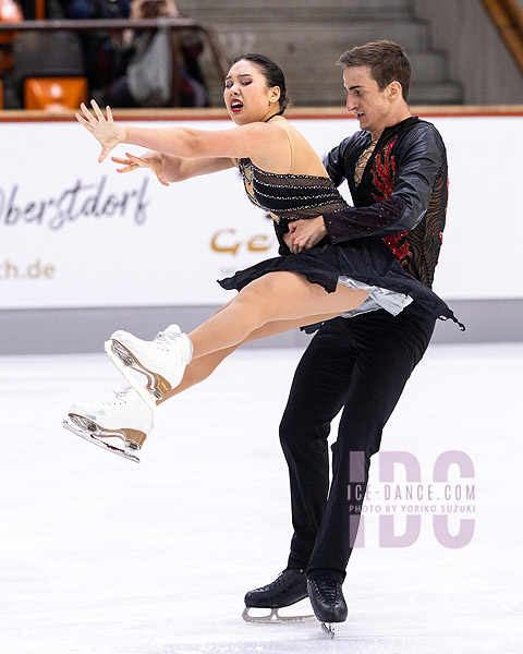 Athena Faith Roberts & Eric Alis (ESP)