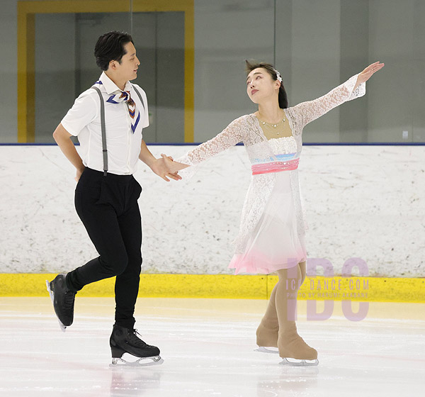 Emiko Hayakawa & Kokoro Mizutani