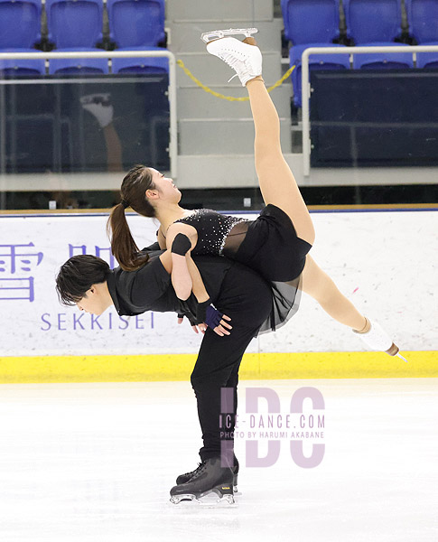 Ayano Hirota & Kokoro Mizutani