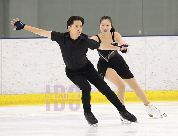 Ayano Hirota & Kokoro Mizutani
