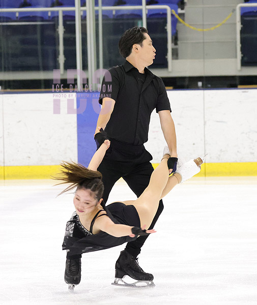 Ayano Hirota & Kokoro Mizutani