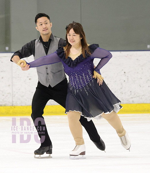 Yukiko Abe & Kentaro Suzuki