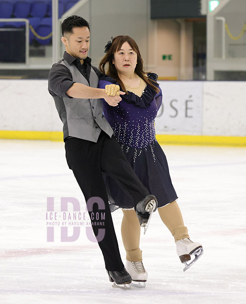 Yukiko Abe & Kentaro Suzuki