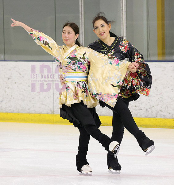 Nozomi Watanabe & Yumiko Oguro