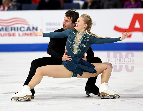 Alicia Fabbri & Paul Ayer (CAN)