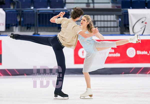 Summer Homick & Nicholas Buelow 