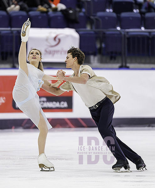Summer Homick & Nicholas Buelow 