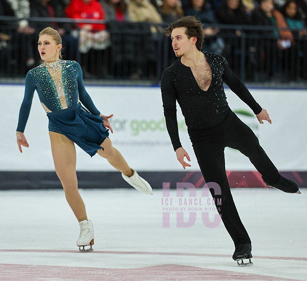Alicia Fabbri & Paul Ayer