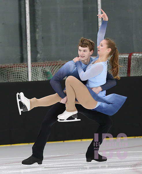 Aubryn Sago & Colson Sago 