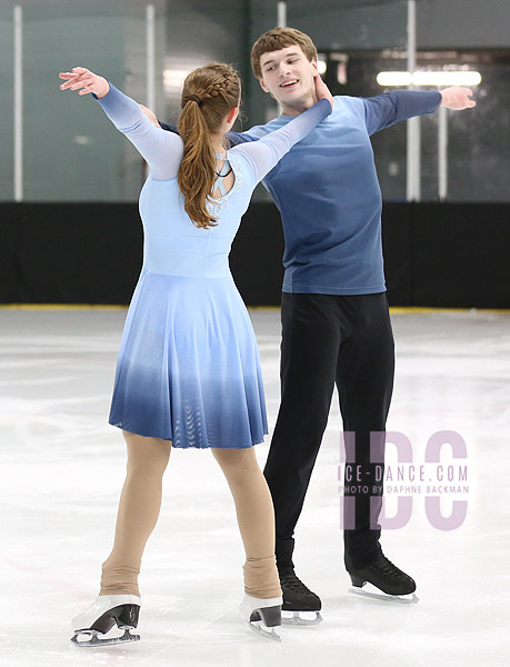 Aubryn Sago & Colson Sago 