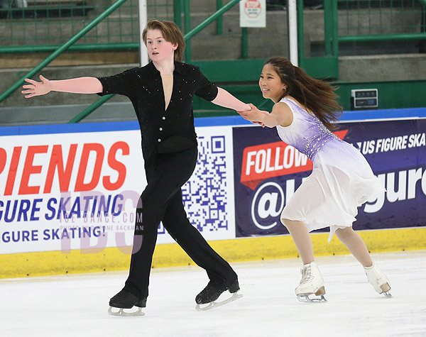 Mia Aisin & Steven Moore
