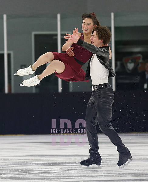 Grace Yi & Danila Savelev 