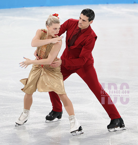 Piper Gilles & Paul Poirier (CAN)